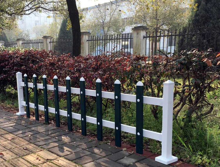 pvc護(hù)欄圍欄