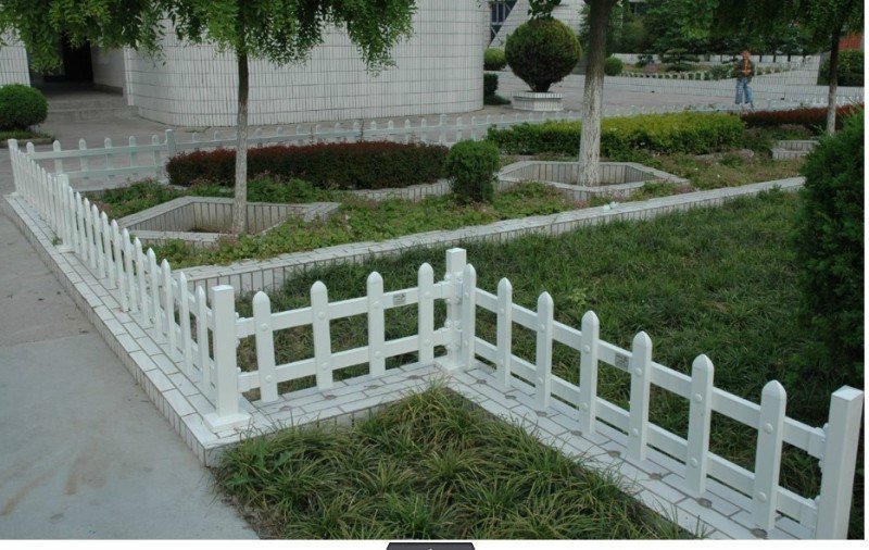 圍墻PVC護(hù)欄廠家