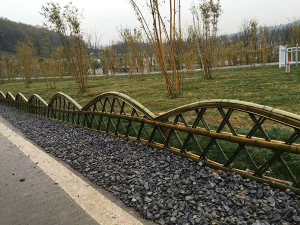 竹籬笆圍欄定制