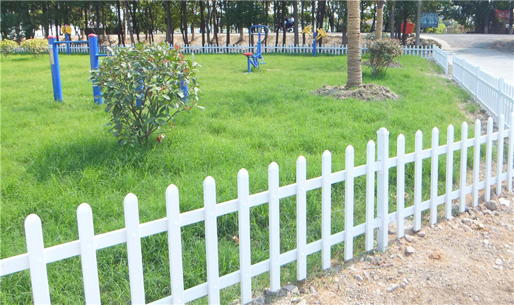 南昌pvc護(hù)欄