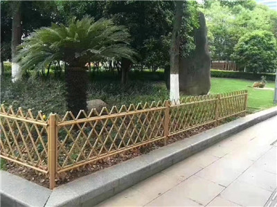 竹籬笆柵欄廠家生產的竹子是什么品種?